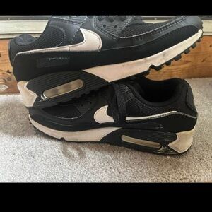 Nike Black and White Athletic Shoes